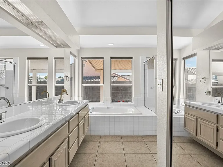 4552 Gonzales Dr — Photo 22