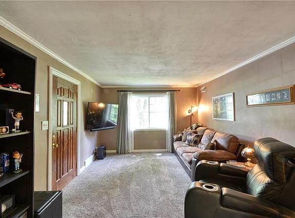 5th image of 7916 W 60th St