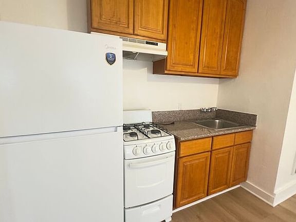 5th image of 545 N Oakland Ave #2-91101