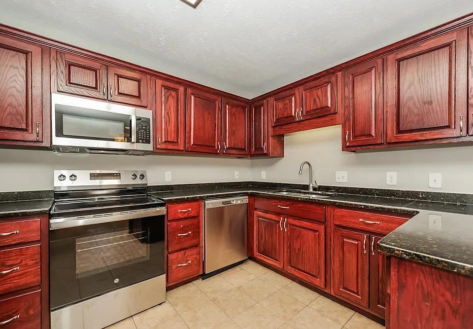 1st image of 1007 Bolton Dr