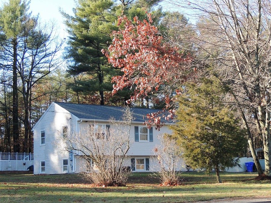 2nd image of 53 Dracut Rd
