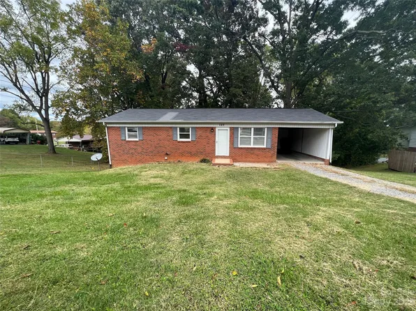127 Kilborne Dr, Newton, NC 28658