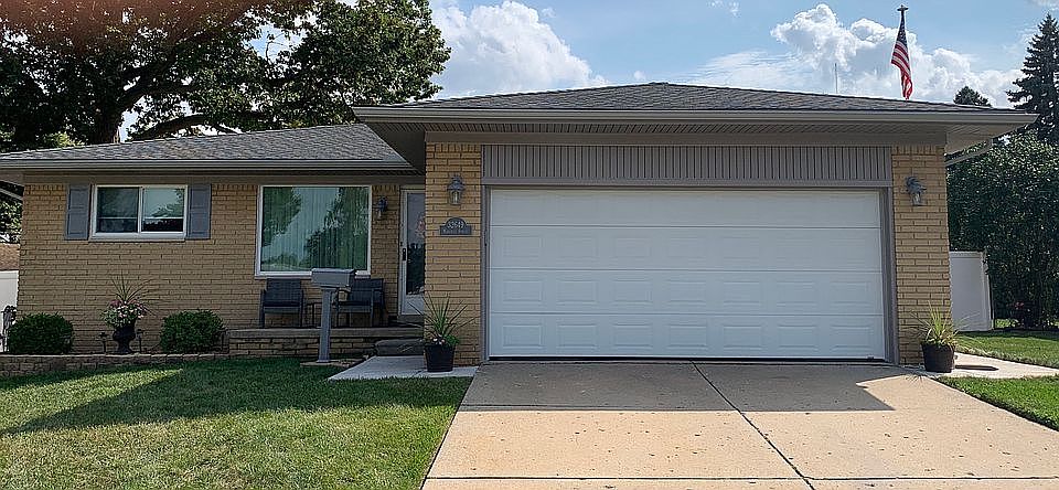 1st image of 32649 Marcello St