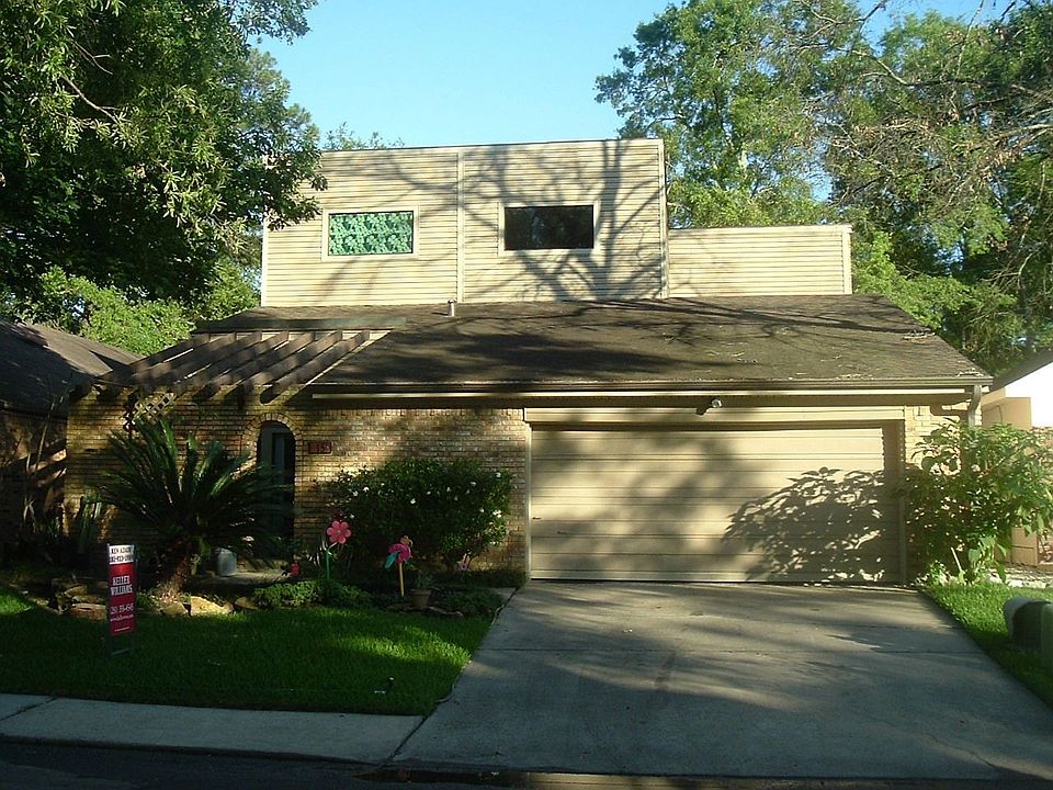 1st image of 1746 Cloister Dr APT 15