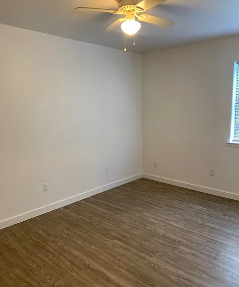 168 N Comet Ave #D1 — Photo 11