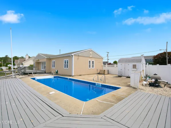 1111 Uranus Court, Forked River, NJ 08731