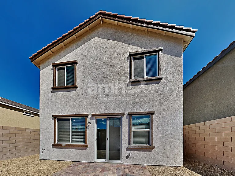 3345 Blodwen St — Photo 17
