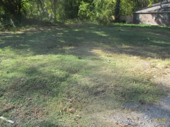 608 W 23rd St, North Little Rock, AR 72114