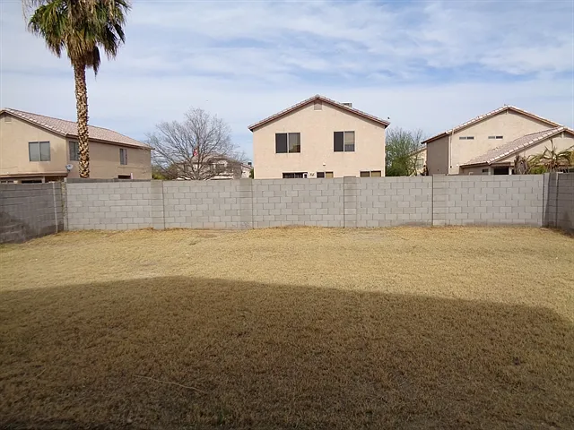 10440 W Colter St — Photo 19