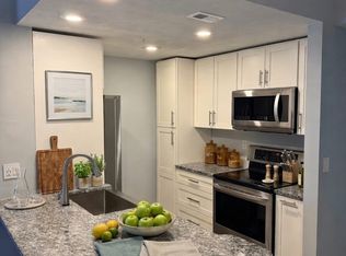 5401 Bentgrass Dr #1-303, Sarasota, FL 34235