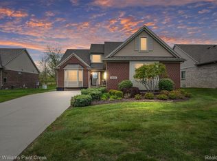 36168 Fairway Dr #74, Livonia, MI 48152