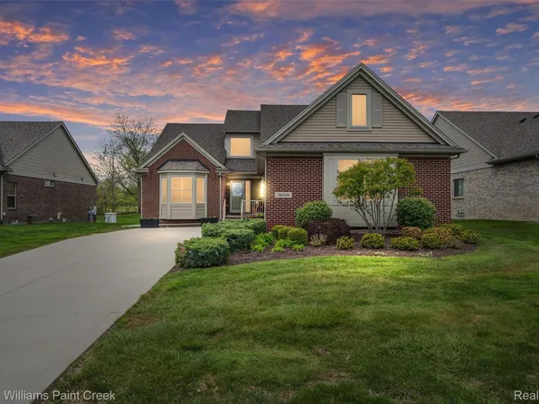 36168 Fairway Dr #74, Livonia, MI 48152