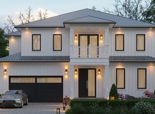 32 Hillside Ter, Livingston, NJ 07039