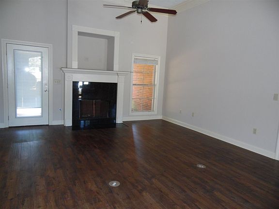 3rd image of 312 Westwood Pl
