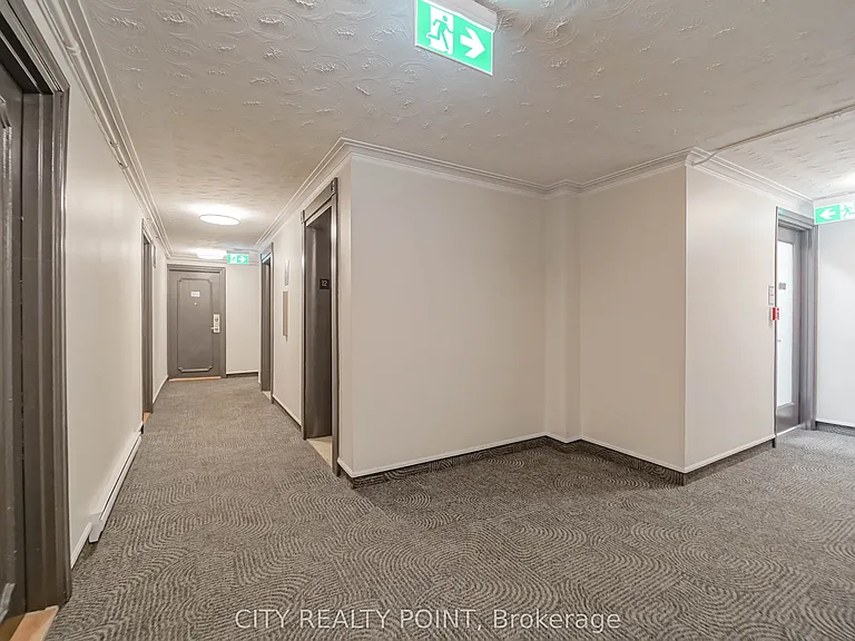 55 Isabella St #906 — Photo 13