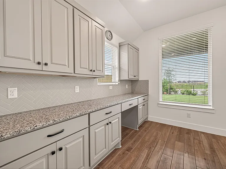 2907 Wild Berry Ct — Photo 16