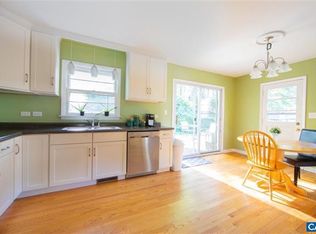 112 Thomas Dr #A, Charlottesville, VA 22903