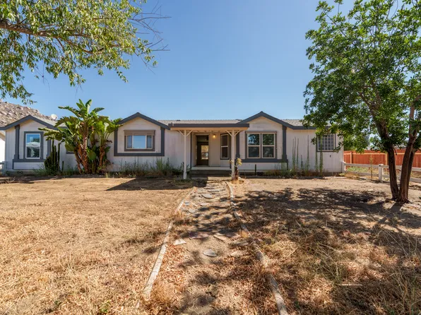 25120 Charina Rd, Homeland, CA 92548