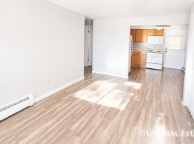 1014 Westmoreland Rd, Colorado Springs, CO