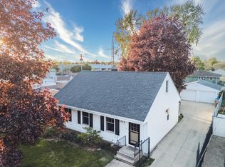 2030 81st St, Kenosha, WI 53143
