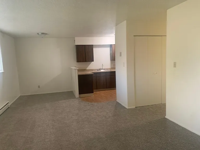 1637 Agnes Ave #A — Photo 8