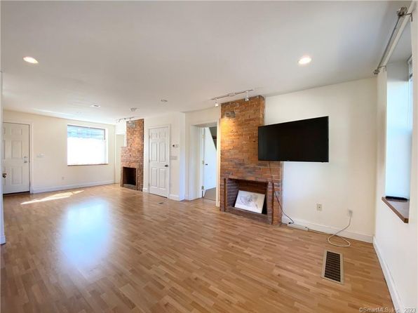 135 Olive St #1C