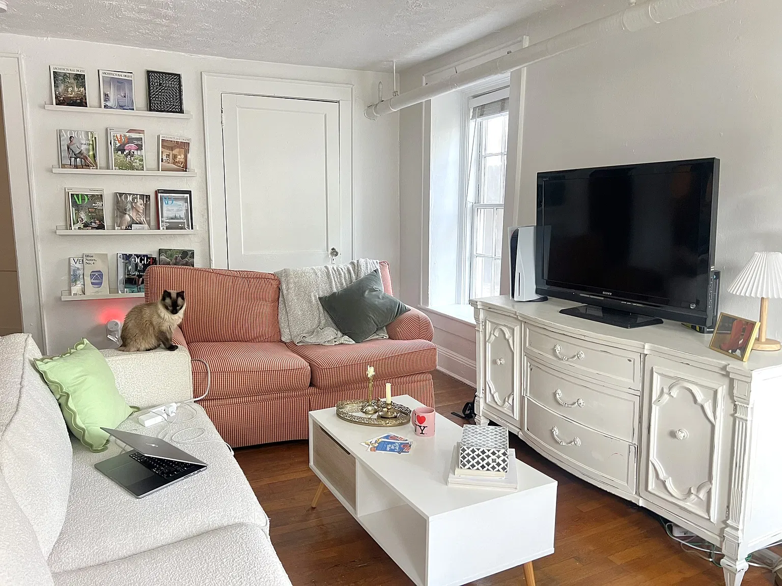 2 bed, 2000 sqft, $2,375 — Photo 2