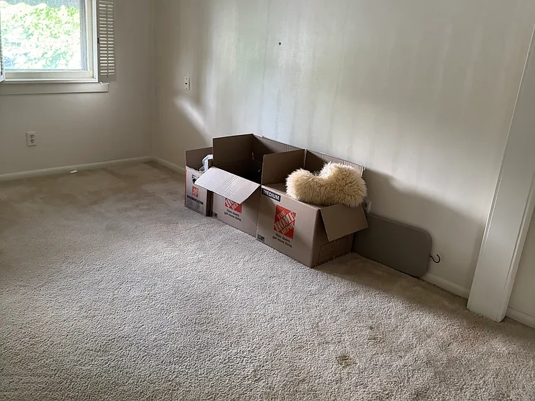 2125 Eastern Ave — Photo 30
