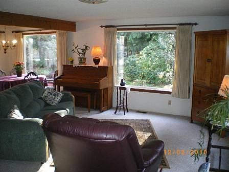5th image of 8834 250th Ave NE