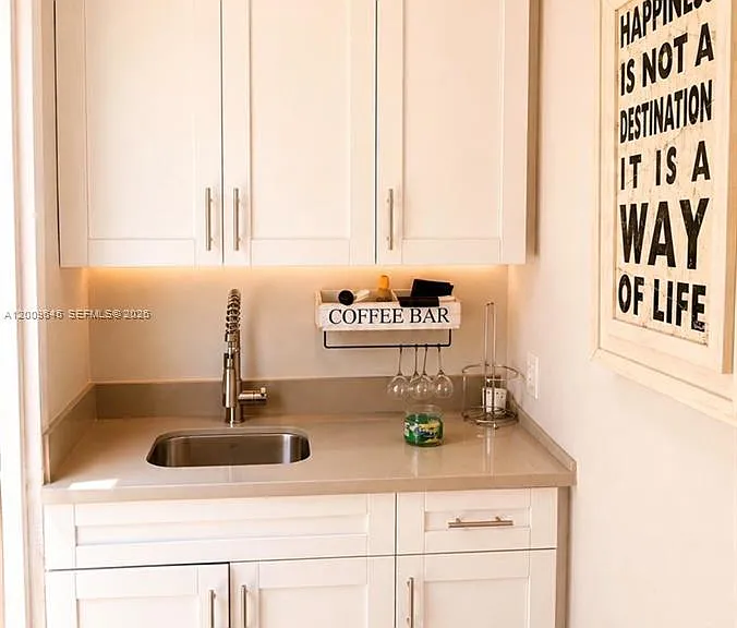 2425 SW 21st Ter #1 — Photo 7