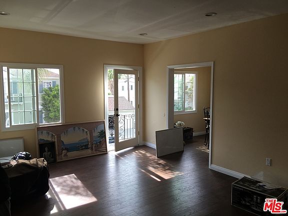 3rd image of 6700 W Olympic Blvd