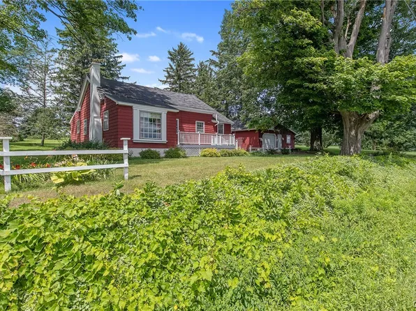3115 Fox Rd, Syracuse, NY 13215
