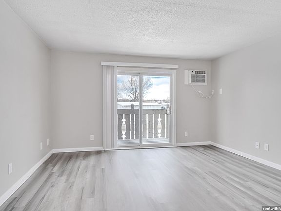 5th image of 1000 Lucerne Dr #2D