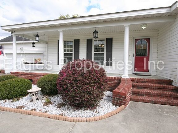 2nd image of 107 Pioneer Trails Dr
