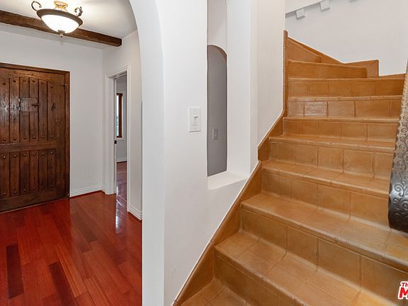 5th image of 3384 Bennett Dr