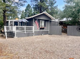 60 E Cedar Wood Dr, Munds Park, AZ 86017