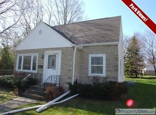 423 E Harrison St, Appleton, WI 54915