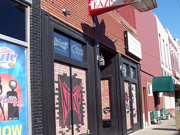 111 1/2 & 113 W Pine