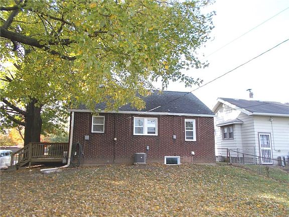 2nd image of 1818 W Wyoming St
