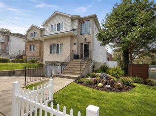 2 Clinton Ct, Staten Island, NY 10301