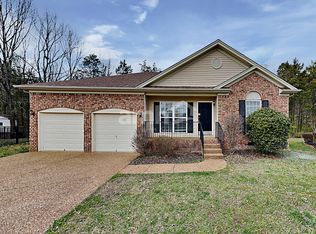 421 Jameswood Ct, Hermitage, TN 37076