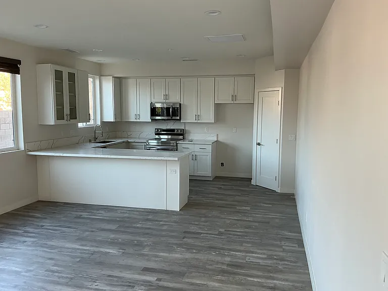 33040 Rancho Vista Dr #101-105 — Photo 12