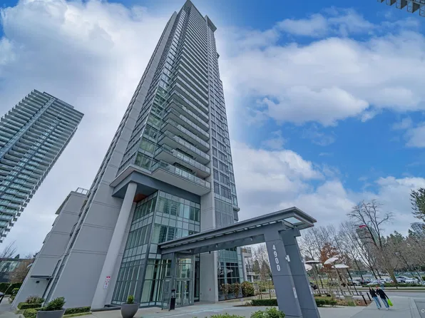 4900 Lennox Ln #602, Burnaby, BC V5H 0G9