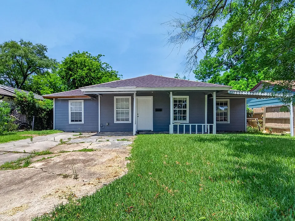 3031 Groton Dr