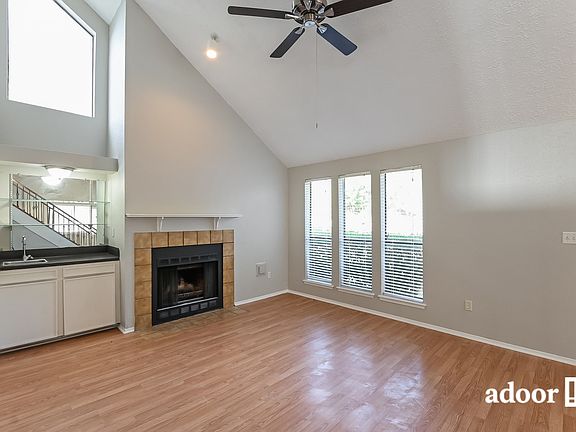 4th image of 11526 Henley Dr