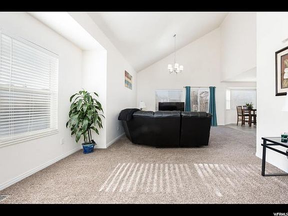 5th image of 2468 S Oriole Grove Way