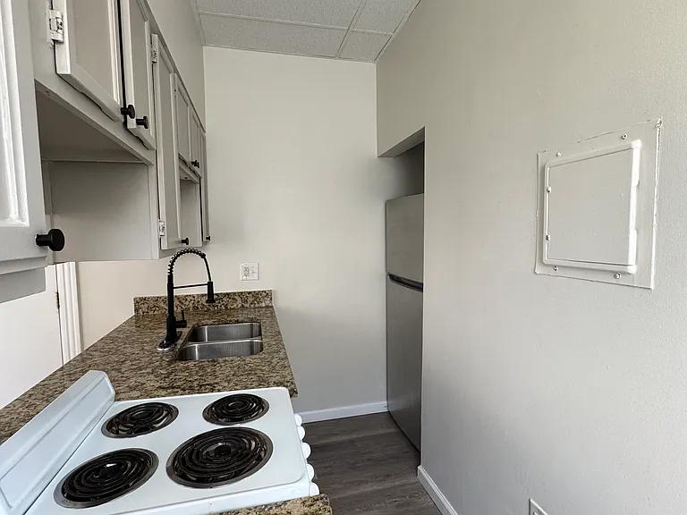 202 N Potomac St #2 — Photo 4