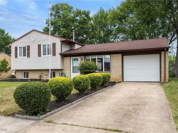 842 Hollywood Dr, Elyria, OH 44035