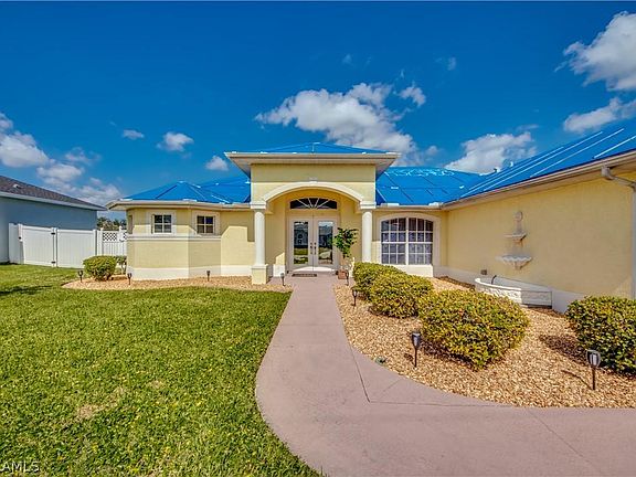 2nd image of 2209 SE 8th Ter