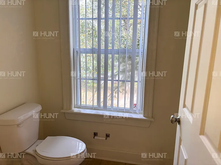 329 Jefferson Dr — Photo 16